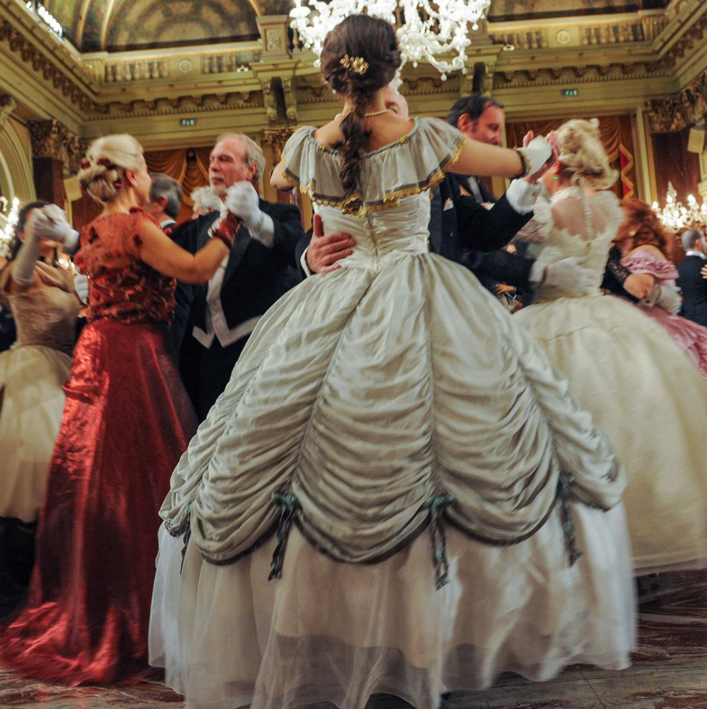 video Compagnia Nazionale Danza Storica