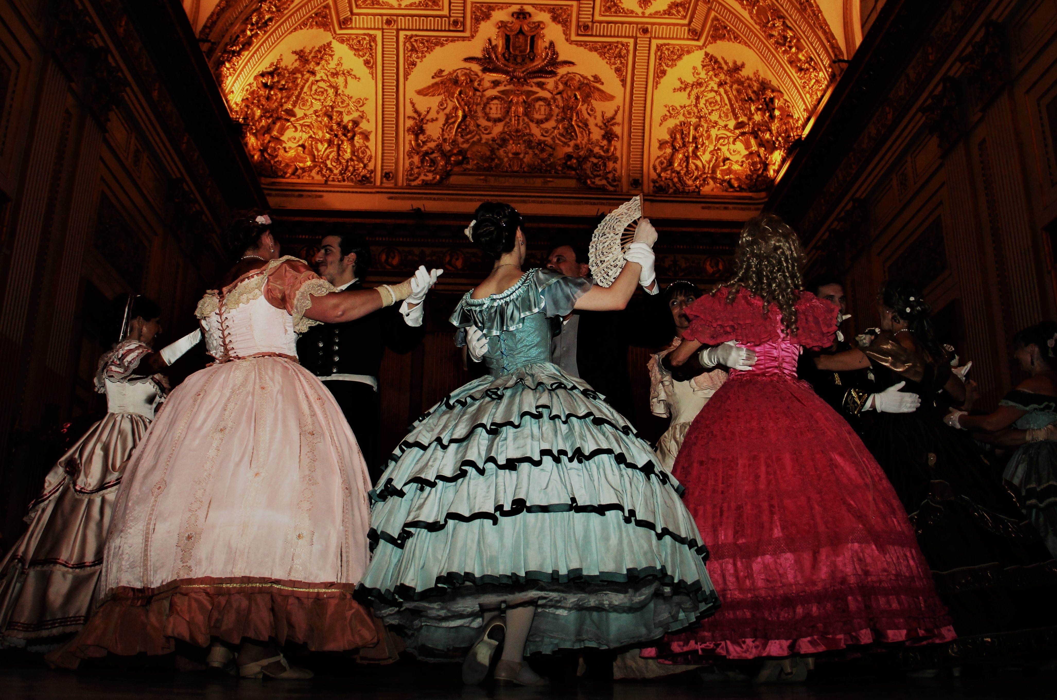 video Compagnia Nazionale Danza Storica